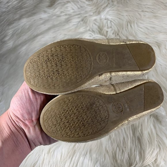 Michael Kors Girls 13 Gold Shimmer Ballet Flat - Picture 3 of 4